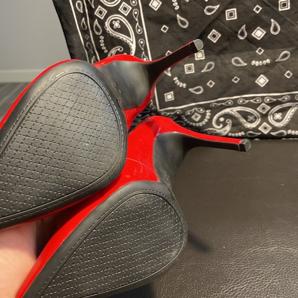 Jessica Simpson - Picture 4 of 4